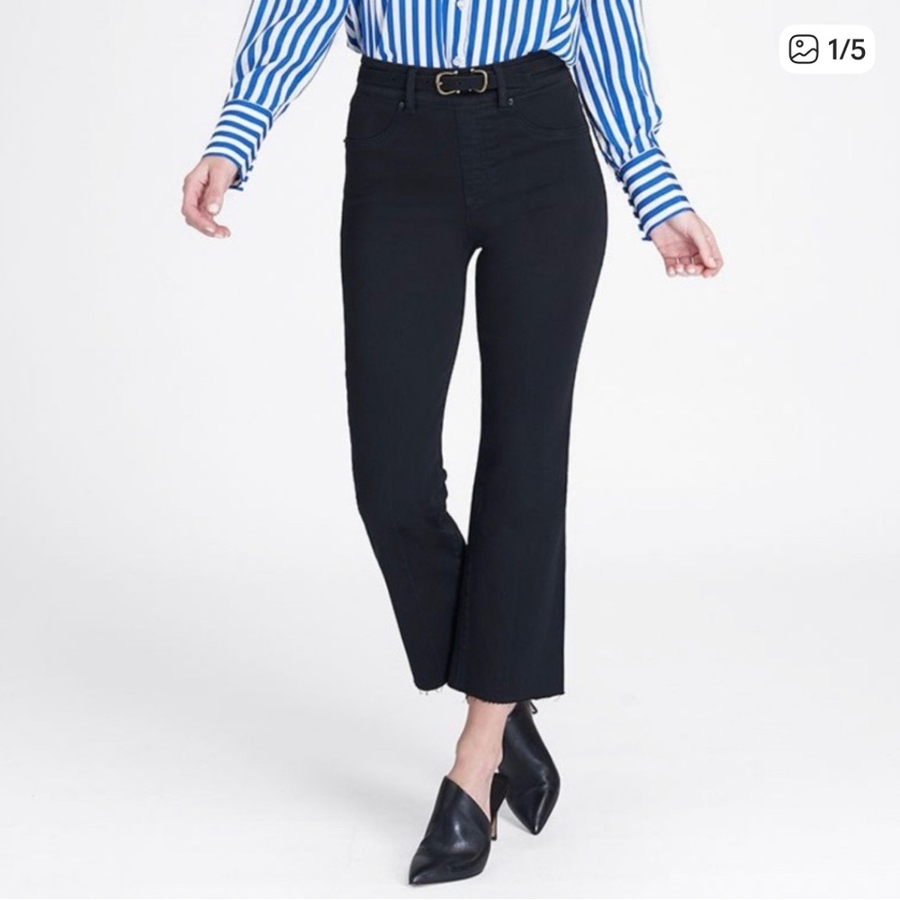 Spanx 20231R‎ Medium Black The Perfect High Rise Cropped Flare Jeans